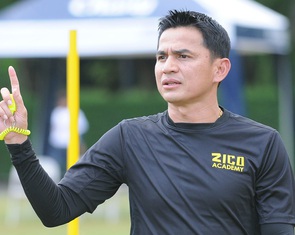 Kiatisuk: 'Việt Nam vô địch, không có nghĩa Thái Lan kém cỏi hơn'