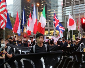 Người Hong Kong biểu tình kêu gọi quốc tế gây sức ép lên Trung Quốc