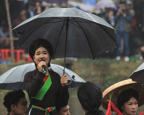 Quan họ vẫn 'xin tiền'