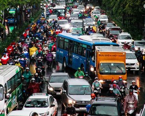 'Xe máy là phương tiện đi lại, làm ăn, TP.HCM không chủ trương cấm'
