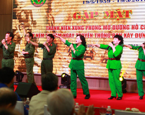 Ghi nhớ sự hi sinh của thanh niên xung phong mở đường Trường Sơn