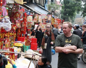 Xuyên qua di sản