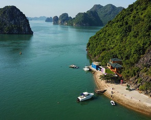 Xử lý nạn chặt chém, Hạ Long đang ngày càng đẹp hơn trong mắt du khách