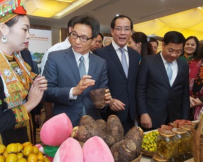 Du lịch liên kết vượt 'bão'