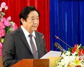 Bình Dương: nóng chuyện giao thông và 'có tiền mà không xài được'