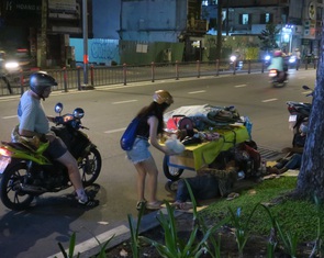 Tối thứ năm yêu thương trên đường phố Sài Gòn