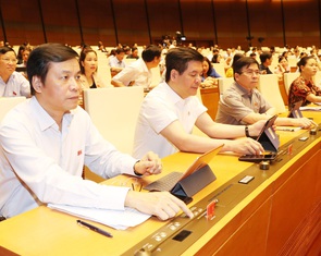 Quốc hội quyết định giảm 30% thuế thu nhập doanh nghiệp năm 2020