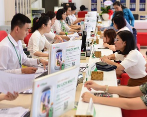 100% ngân hàng Việt Nam đã phát triển kênh bán hàng qua công nghệ số