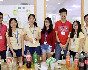 'Những trái tim tử tế' của cô bé hạt tiêu Hồng Nghi