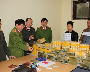 Xả thân chặn 'cái chết trắng' - Kỳ 4: Cuộc chiến không khoan nhượng