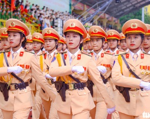 Thủ tướng: Lực lượng công an để lại nhiều dấu ấn trong nhân dân và bạn bè quốc tế