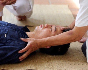 Sơ cứu đột quỵ: giai đoạn quyết định sự sống