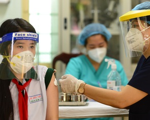 Giải đáp mối lo 'ảnh hưởng đến gene' khi trẻ tiêm vắc xin COVID-19