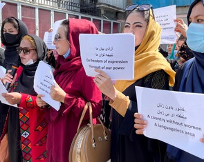 Taliban không cho phát phim có nữ diễn viên