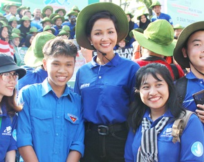 Vinh danh 14 ‘Công dân trẻ tiêu biểu TP.HCM’ 2021