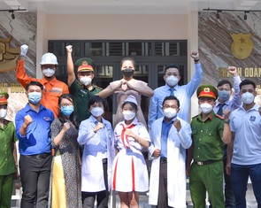 Công dân trẻ tiêu biểu TP.HCM: Sống là cho đâu chỉ nhận riêng mình...