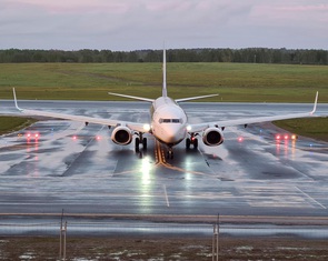 Máy bay châu Âu 'né' Belarus sau vụ máy bay chở khách bị ép hạ cánh