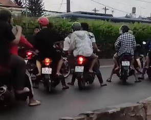 'Quái xế' lại chặn quốc lộ 22 để quậy lúc tảng sáng