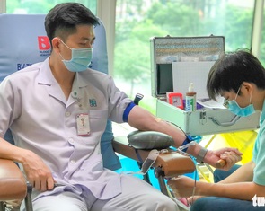 TP.HCM vận động 12.000 người hiến máu nhân đạo trước nguy cơ thiếu máu trầm trọng