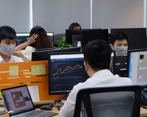 Tháng 6-2021 từng 'nhận lỗi', nay lại 'nghẽn lệnh', Sở Giao dịch chứng khoán TP.HCM nói gì?