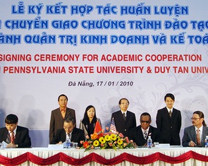 DTU tuyển sinh khối ngành Kinh tế - Quản trị, Tài chính - Ngân hàng, Digital Marketing, Logistics