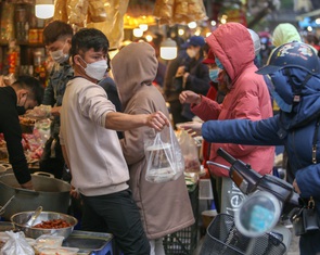 Cuối năm đi sắm Tết xưa ở Hà thành