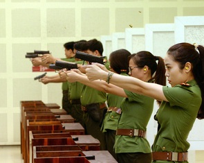 Ngày 20-10 của nữ cảnh vệ