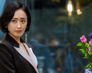 ‘Thẩm phán Kang’: Người hùng trong lòng dân hay ác quỷ đeo mặt nạ công lý?