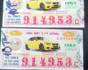 Người trúng số có vé bị lem góc nên liên hệ công ty xổ số để được xem xét