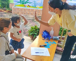 TP.HCM: Không có việc cho học sinh nghỉ đến ngày 28-2 do COVID-19