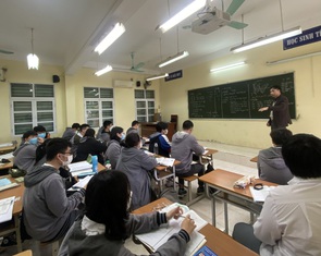 Tránh gây áp lực, quá tải khi học sinh trở lại trường học trực tiếp