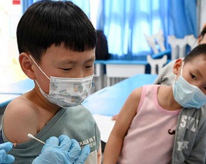 WHO cảnh báo nguy cơ viêm gan cấp tính nặng ở trẻ nhỏ liên quan COVID-19
