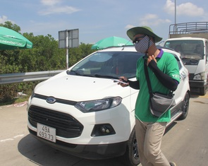 Thu phí tự động không dừng: Đi 13km nhưng tiền tài khoản phải đủ 131km