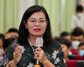 Từ giọt nước mắt của giám đốc bệnh viện…