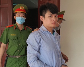 Cuối năm rền rĩ 'Đắp mộ cuộc tình' - Kỳ 2: Hát, hú và hét