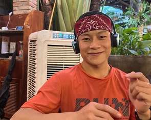 Cuối năm rền rĩ 'Đắp mộ cuộc tình' - Kỳ 7: Hát karaoke lịch sự, tại sao không?