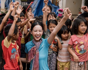 Bảo Ngọc, Thanh Thủy, Thiên Ân, Đỗ Hà mang 'Tết hạnh phúc' cho người khó khăn