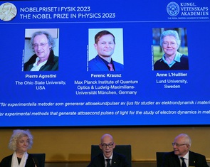 Giải Nobel Vật lý 2023 trị giá 1 triệu USD trao cho 3 nhà khoa học