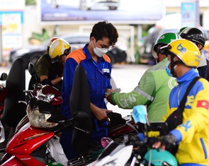 Không thông qua dự thảo quản lý kinh doanh xăng dầu, bộ trưởng tài chính muốn phân rõ trách nhiệm?