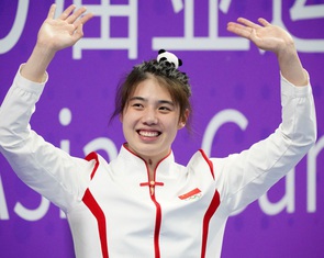 'Nữ thần' Zhang Yufei và Qin Haiyang là VĐV xuất sắc nhất Asiad 19
