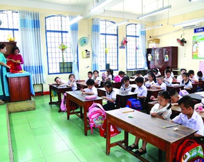 Khi phụ huynh quá "yêu" con...