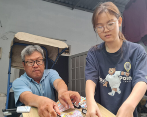 Lên giảng đường với gói xôi chia đôi