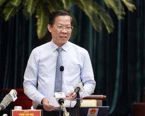Đại biểu chất vấn 'nghịch lý' nhiều người tại TP.HCM không có nhà ở, nhiều nhà lại bỏ trống