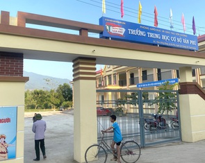 Học trò vô lễ, thầy cô còn bị xử ép: Bản thân tôi là điển hình