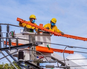 Lo hết tiền, EVN muốn tăng giá điện