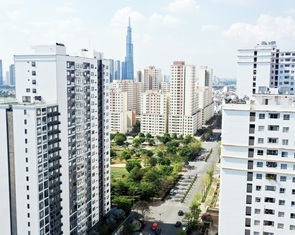 Doanh nghiệp bất động sản cứu mình cách nào?