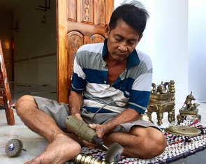 Cha ơi, ra đón con