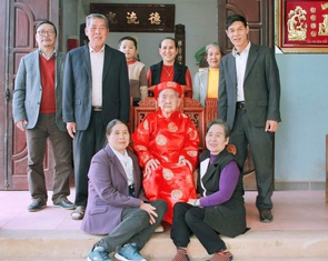 Cô Đậm về nhà