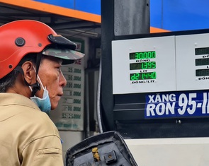 Thương nhân phân phối xăng dầu thấp thỏm lo bị siết nguồn cung
