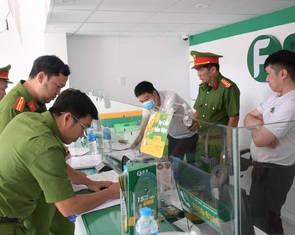 Đồng loạt kiểm tra 13 điểm kinh doanh của F88 ở Tiền Giang